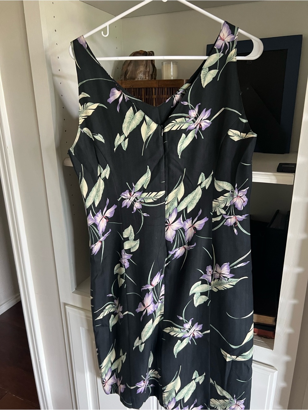 Tommy Bahama Dress Silk Black Floral V-Neck Hawaiian Vacation Resort 12 - Picture 4 of 8